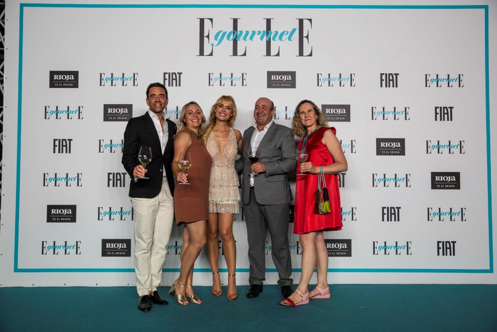 Los brindis con vino de Rioja aportaron frescura y glamour a la exclusiva gala de los Elle Gourmet Awards 2022